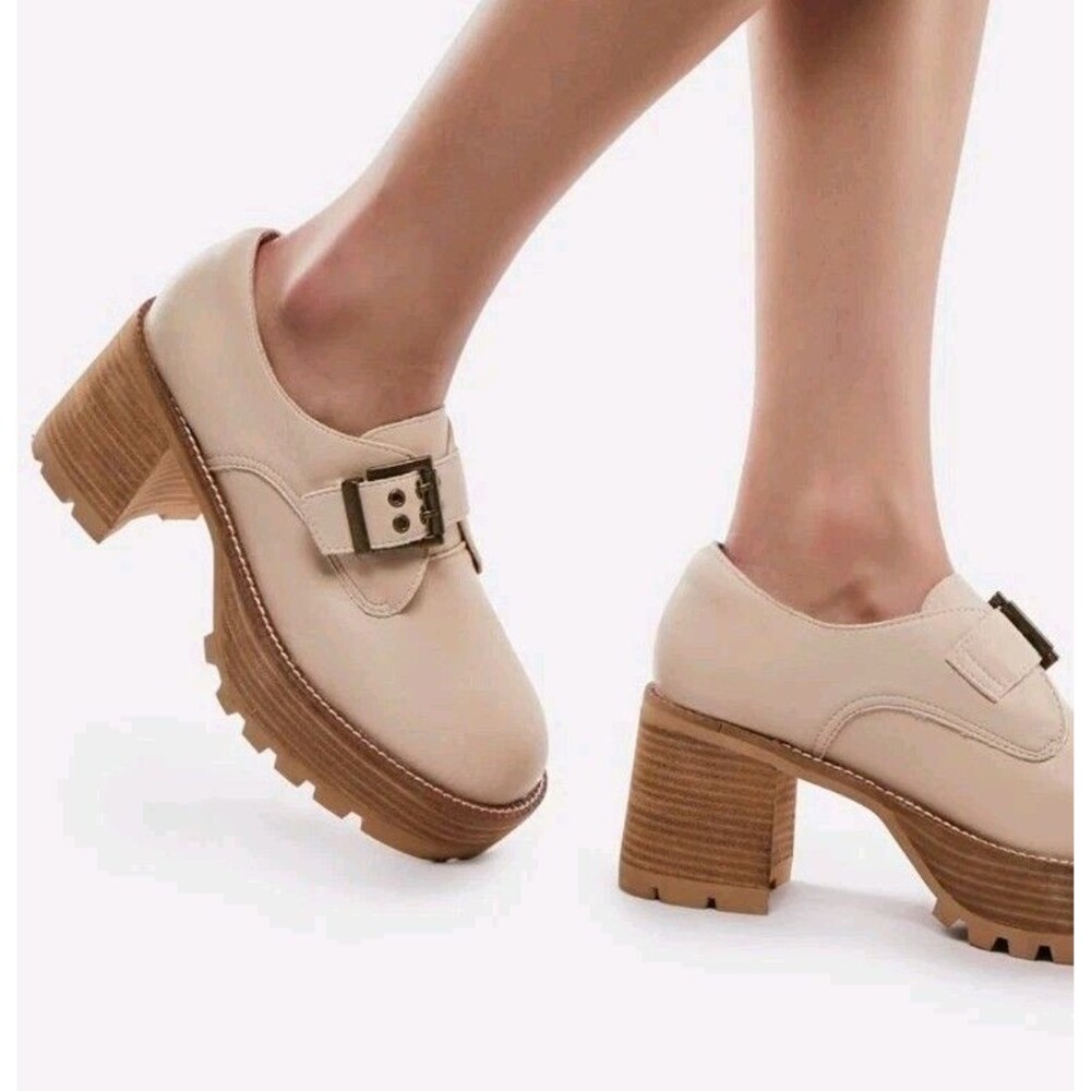 OASIS SOCIETY Sarah Buckled Stacked Platform Oxford Loafers Biege Size 6
